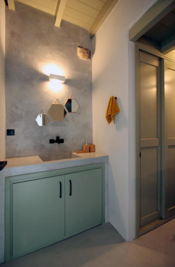 New Guesthouse In Emporios Emporeios  Екстер'єр фото