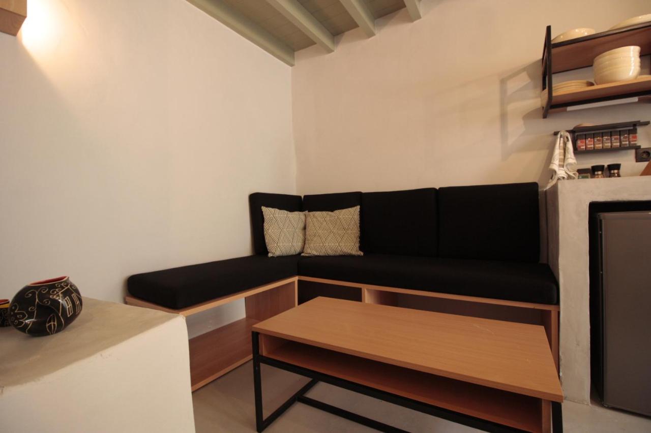 New Guesthouse In Emporios Emporeios  Екстер'єр фото